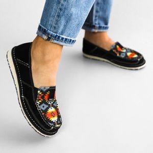 Ariat leather cruiser